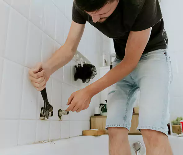 Affordable Bathtub Faucet Replacement in Newton: Choose Experienced Local Technicians
