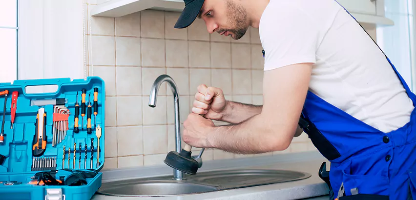 Emergency Plumber in Newton