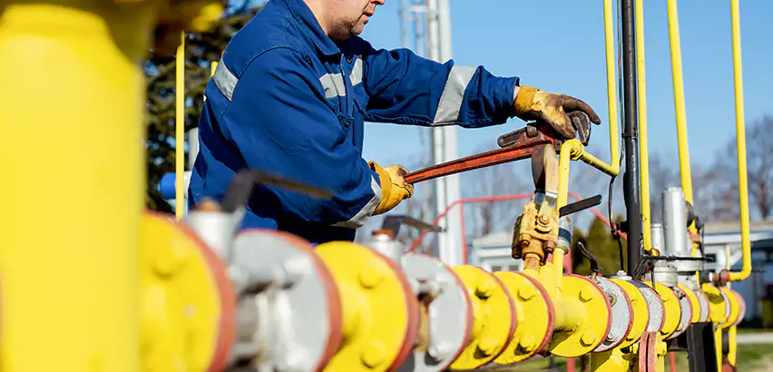 Emergency Gas Line Repair in Newton